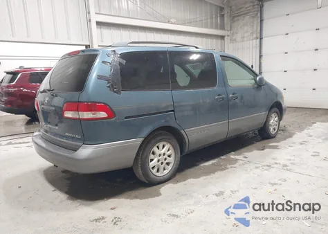 2002 Toyota Sienna Le/Xle from USA, damaged, VIN 4T3ZF13C02U417943